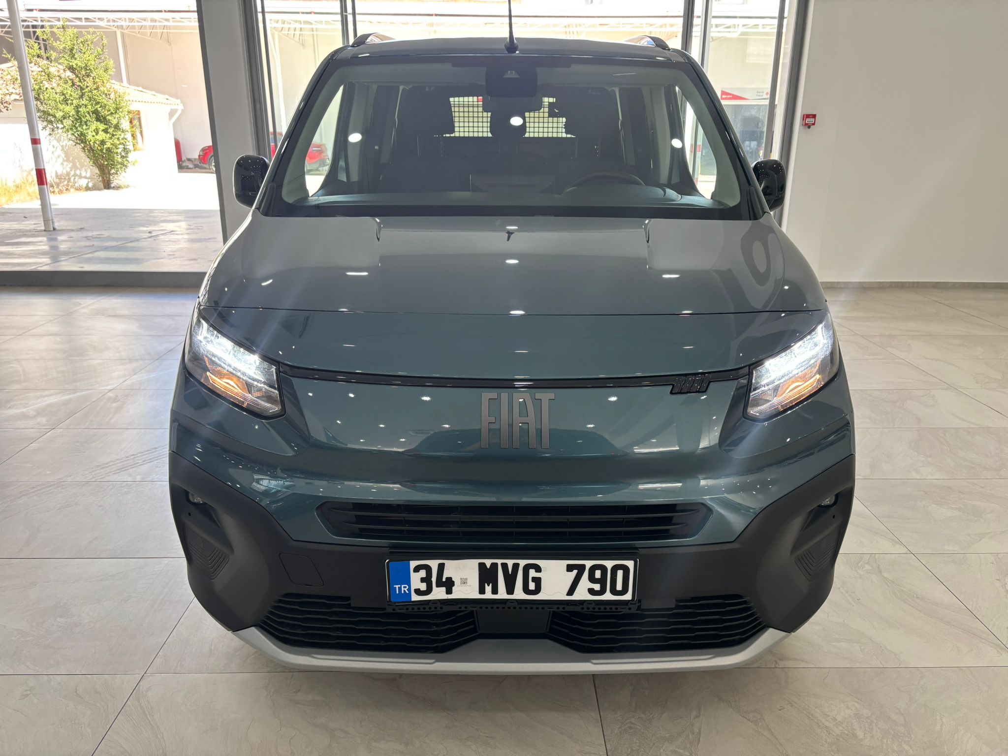 Fiat 1.5 Bluehdi Premio AT E6.4 130HP