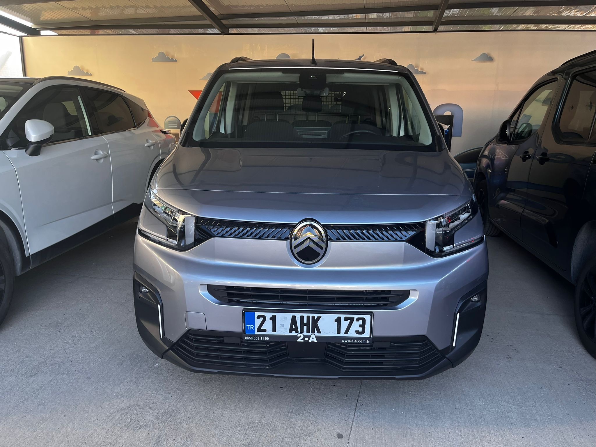 Citroen 1.5 Bluehdi Max Eat8 130HP