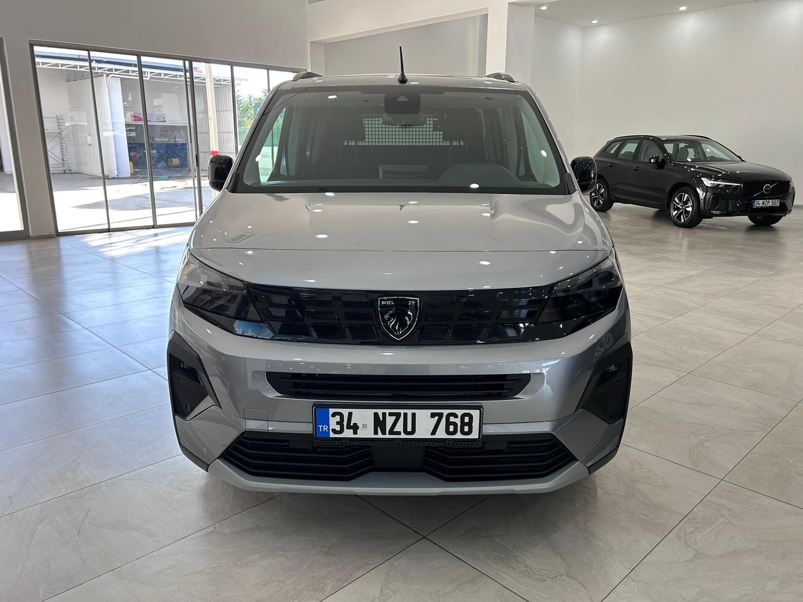 Peugeot 1.5 Bluehdi Gt Eat8 E6.3 130HP