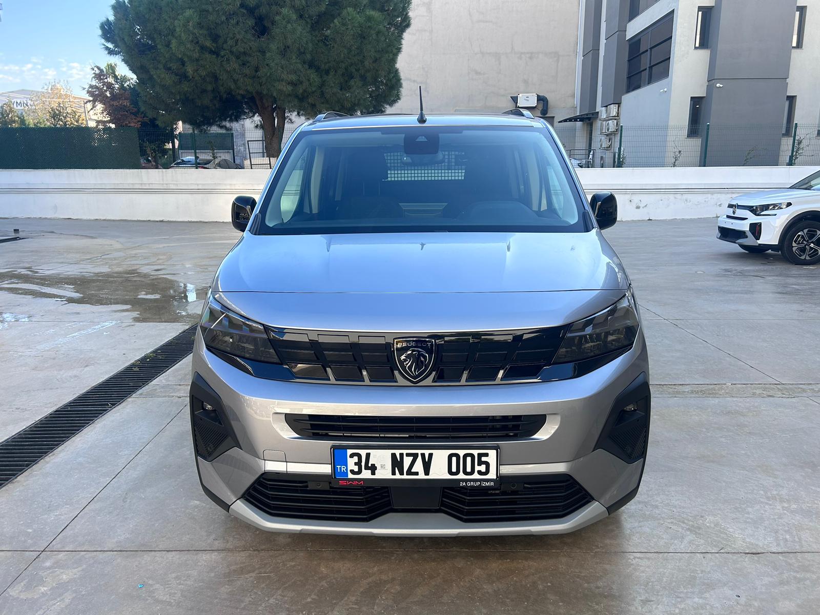 Peugeot 1.5 Bluehdi Gt Eat8 E6.3 130HP