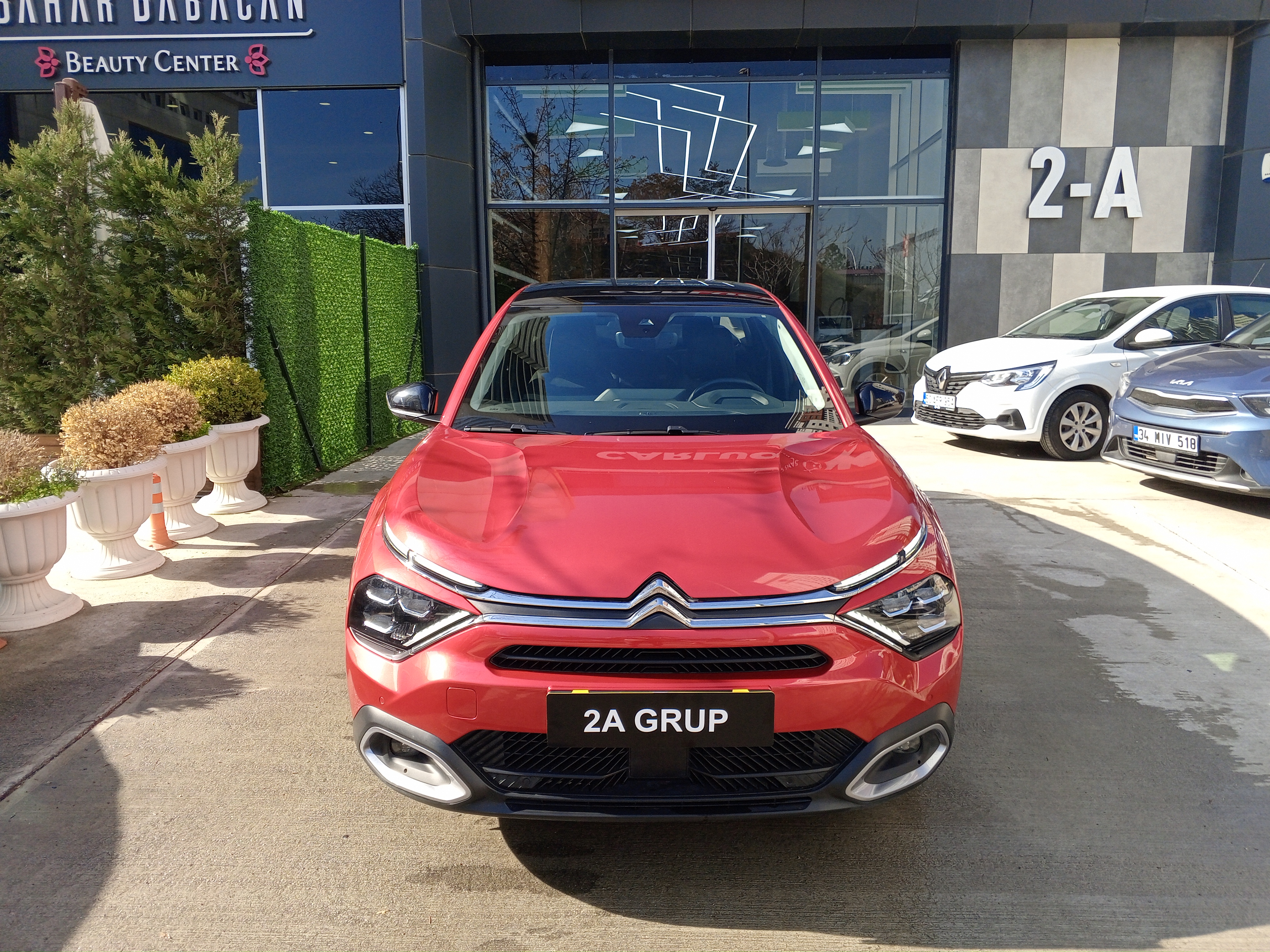 Citroen 100kW Shine Bold 136HP