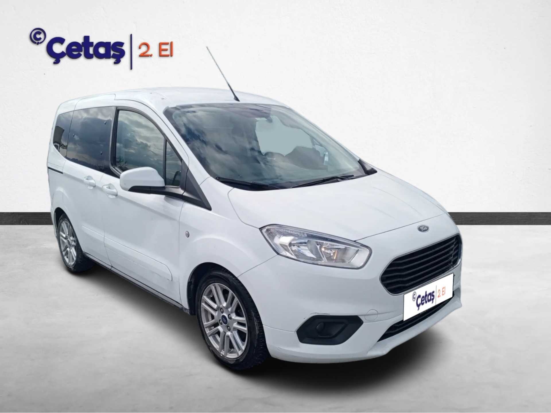 Ford Tourneo Courier 1.5 Tdci Titanium 100HP 2022