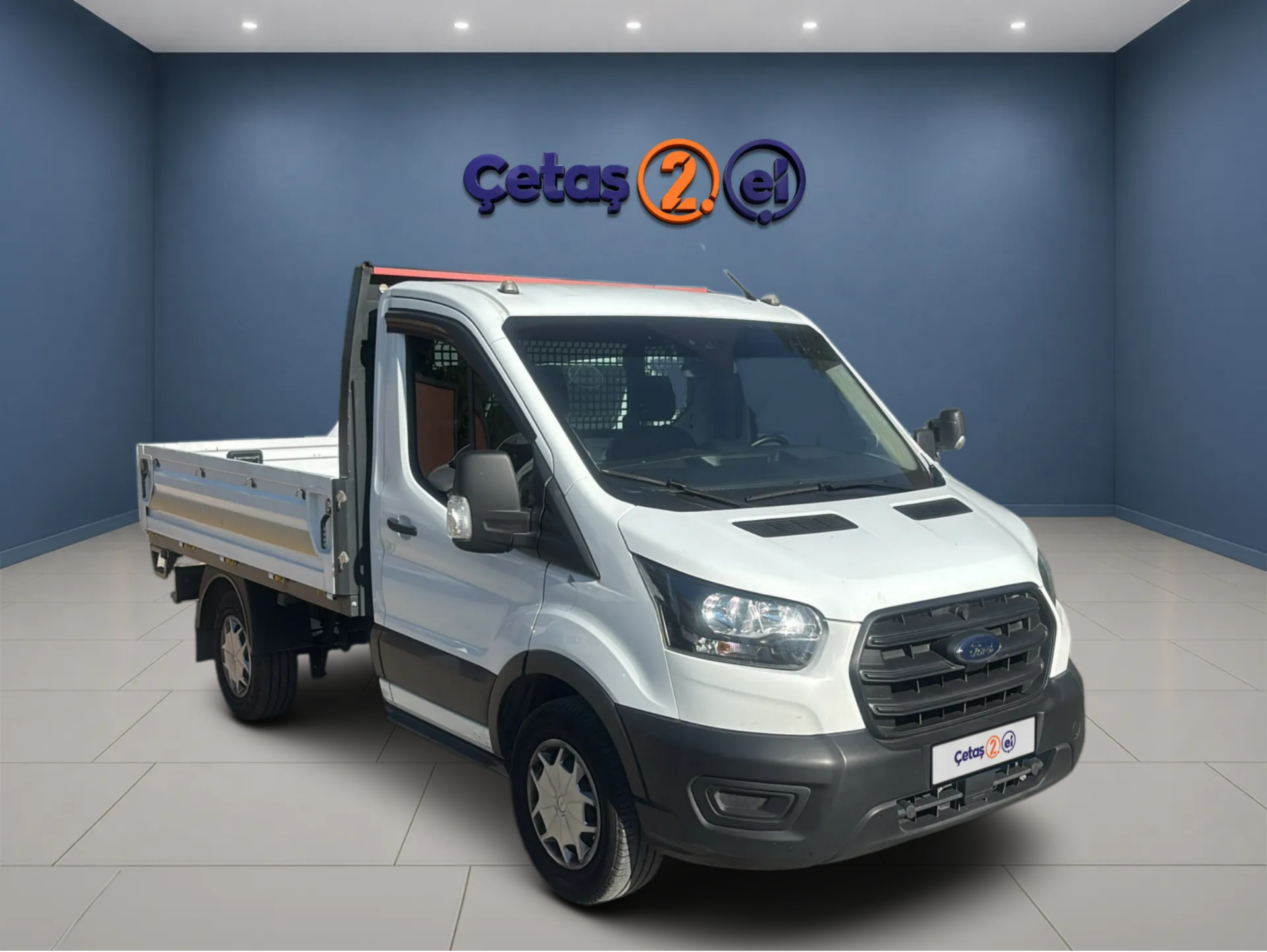 Ford Transit 330S 2.0 Eb Upgrade Tek Kabin Kısa Şasi Trend Kasalı 170HP 2023