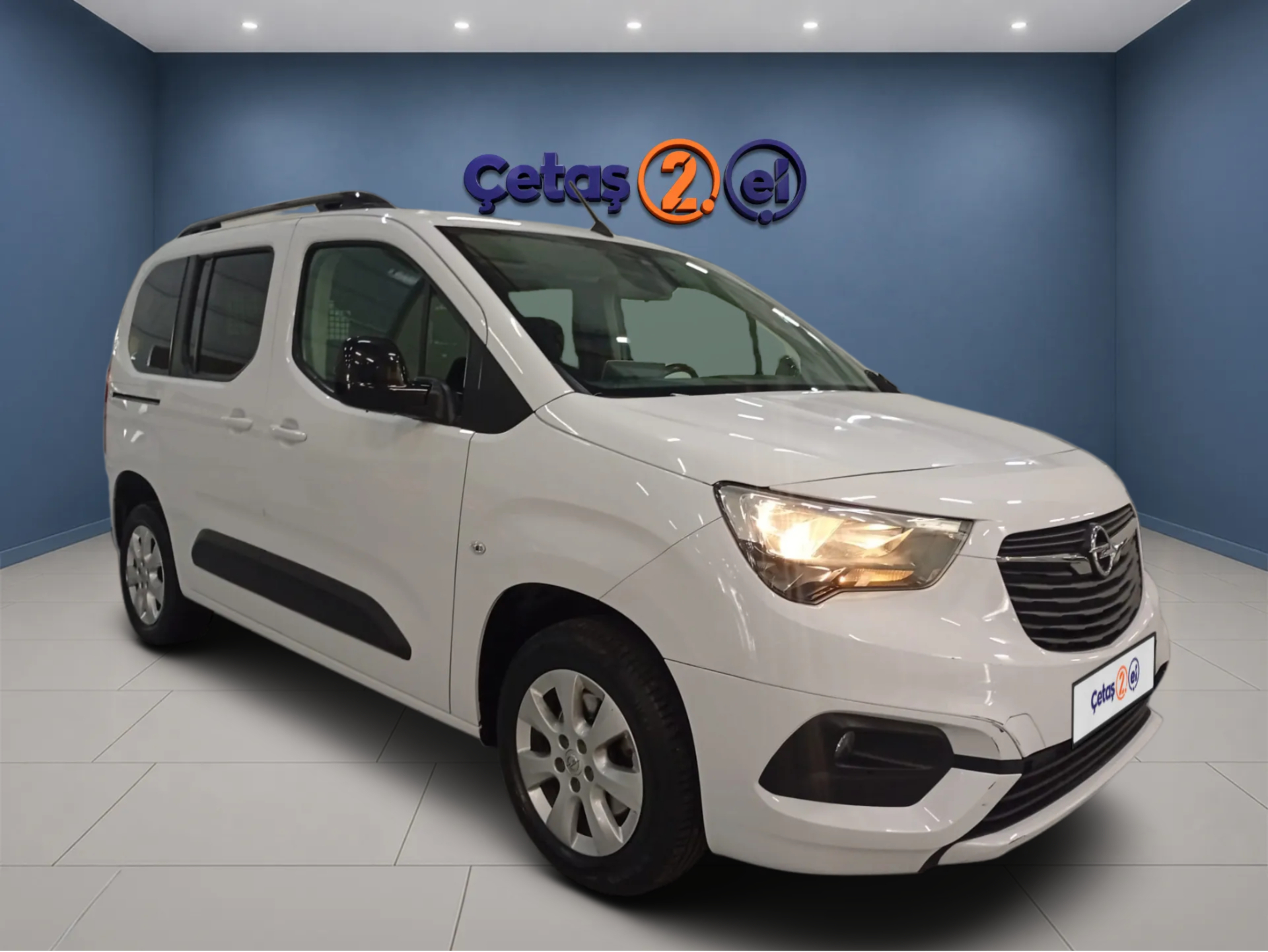 Opel Combo Life 1.5 Elegance AT8 130HP 2022